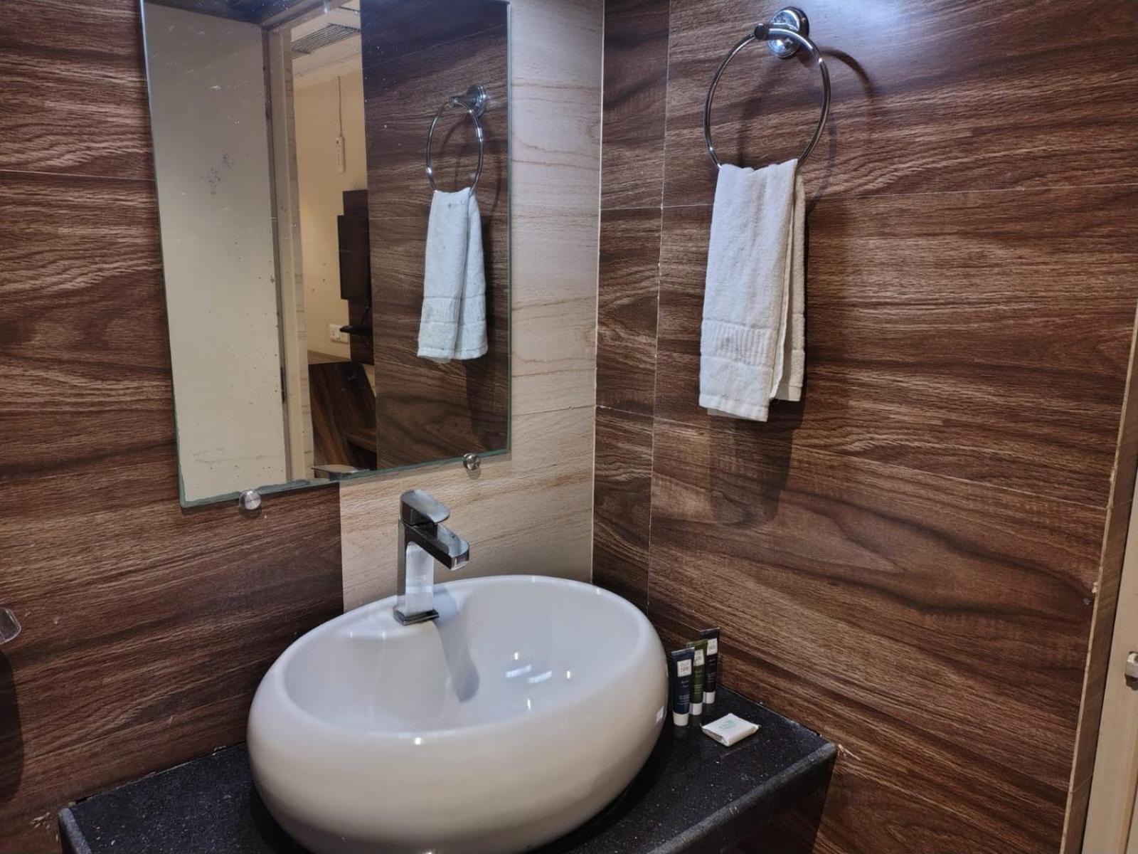 Orangepetal Comfort Hillton Digha  Buitenkant foto
